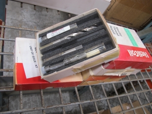 LOT TO INCLUDE: LARGE QUANTITY OF HILTI ANCHORS, EPOXY ADHESIVES, CONCRETE ADHESIVES, (5) HELICOIL MASTER THREAD REPAIR KITS. LOADING & HANDLING FEE $15-4211